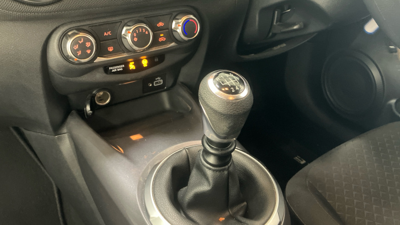 Nissan Juke 1.0 DiG-T 114 Acenta 5dr Petrol Hatchback